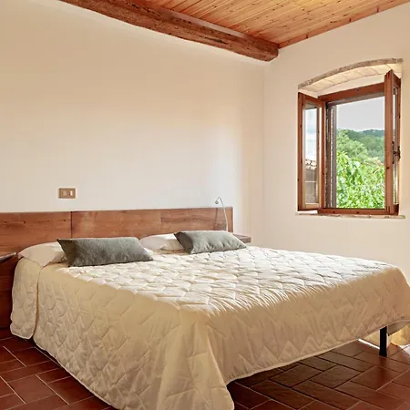 Casale Panoramico Vinombrosa Chianni