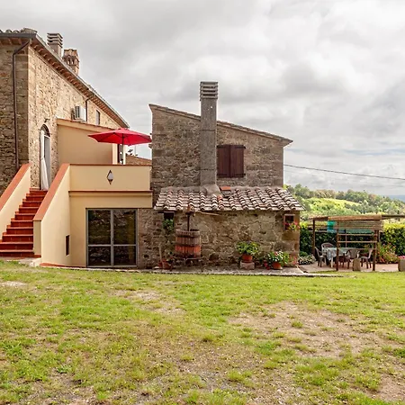Casale Panoramico Vinombrosa Appartamento Chianni